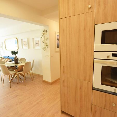 Paradise Luxurious Flat, Free Parking, 3 Double Rooms, Terrace, Jacuzzi, Fully Renovated San Sebastian Buitenkant foto