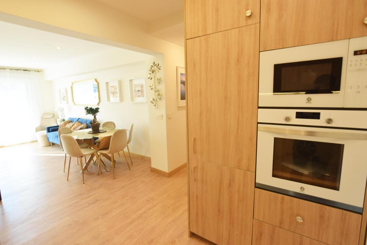 Paradise Luxurious Flat, Free Parking, 3 Double Rooms, Terrace, Jacuzzi, Fully Renovated San Sebastian Buitenkant foto