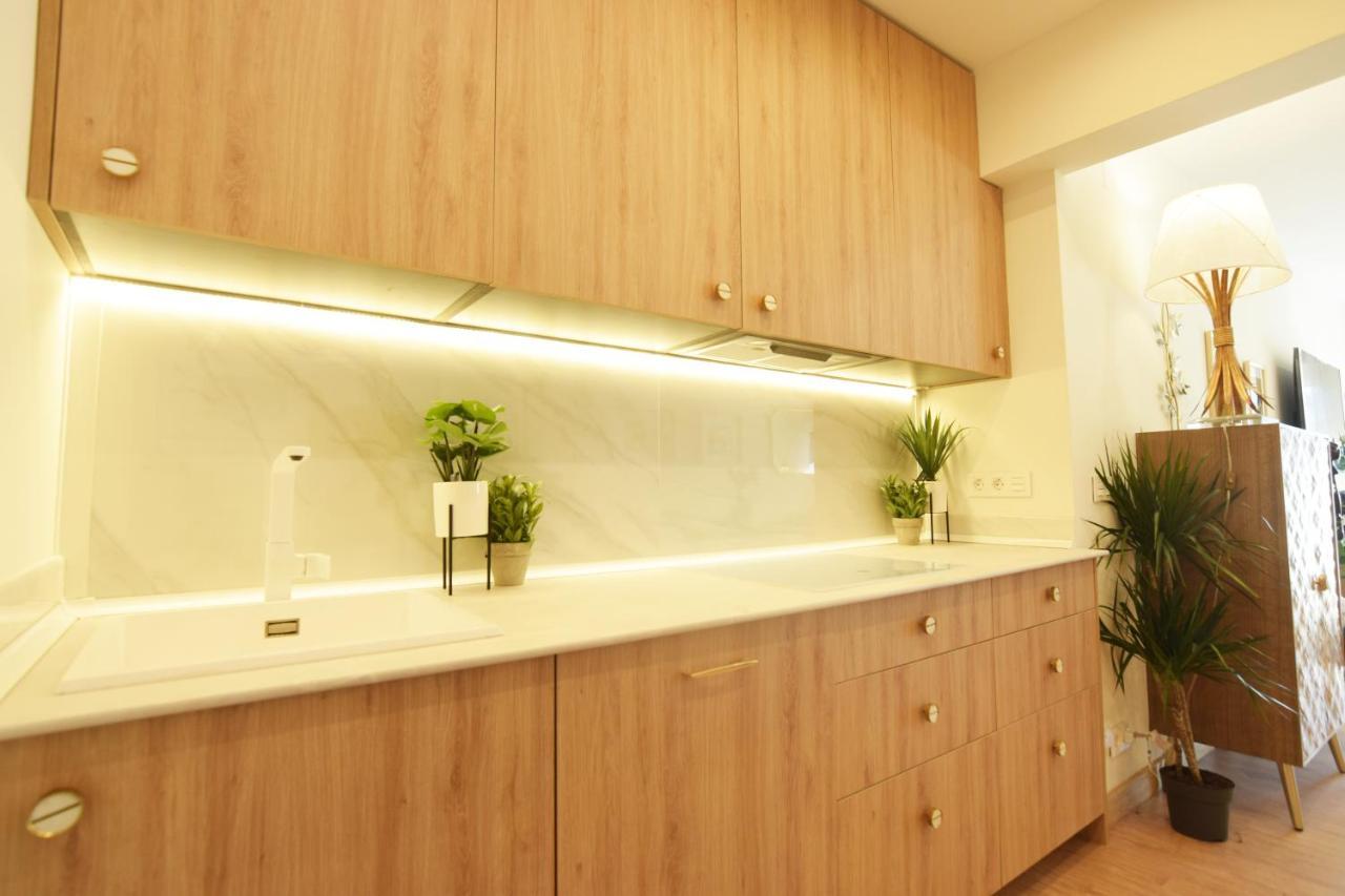 Paradise Luxurious Flat, Free Parking, 3 Double Rooms, Terrace, Jacuzzi, Fully Renovated San Sebastian Buitenkant foto